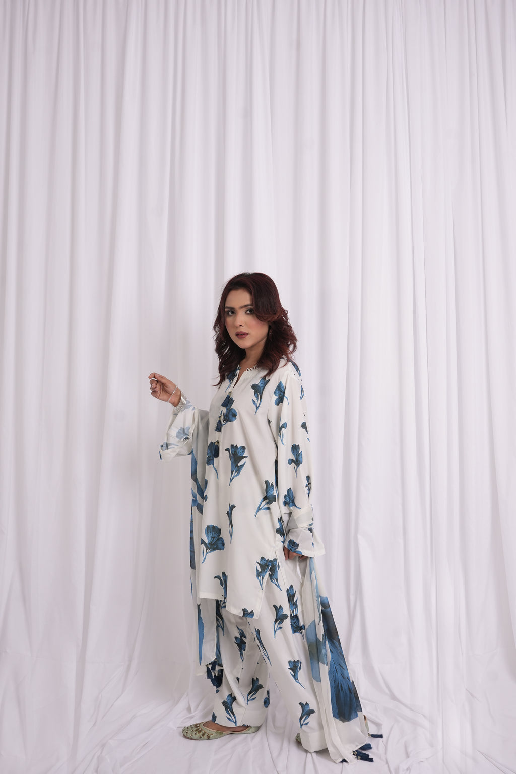 Blue Floral Printed 3-Piece Lawn Suit
