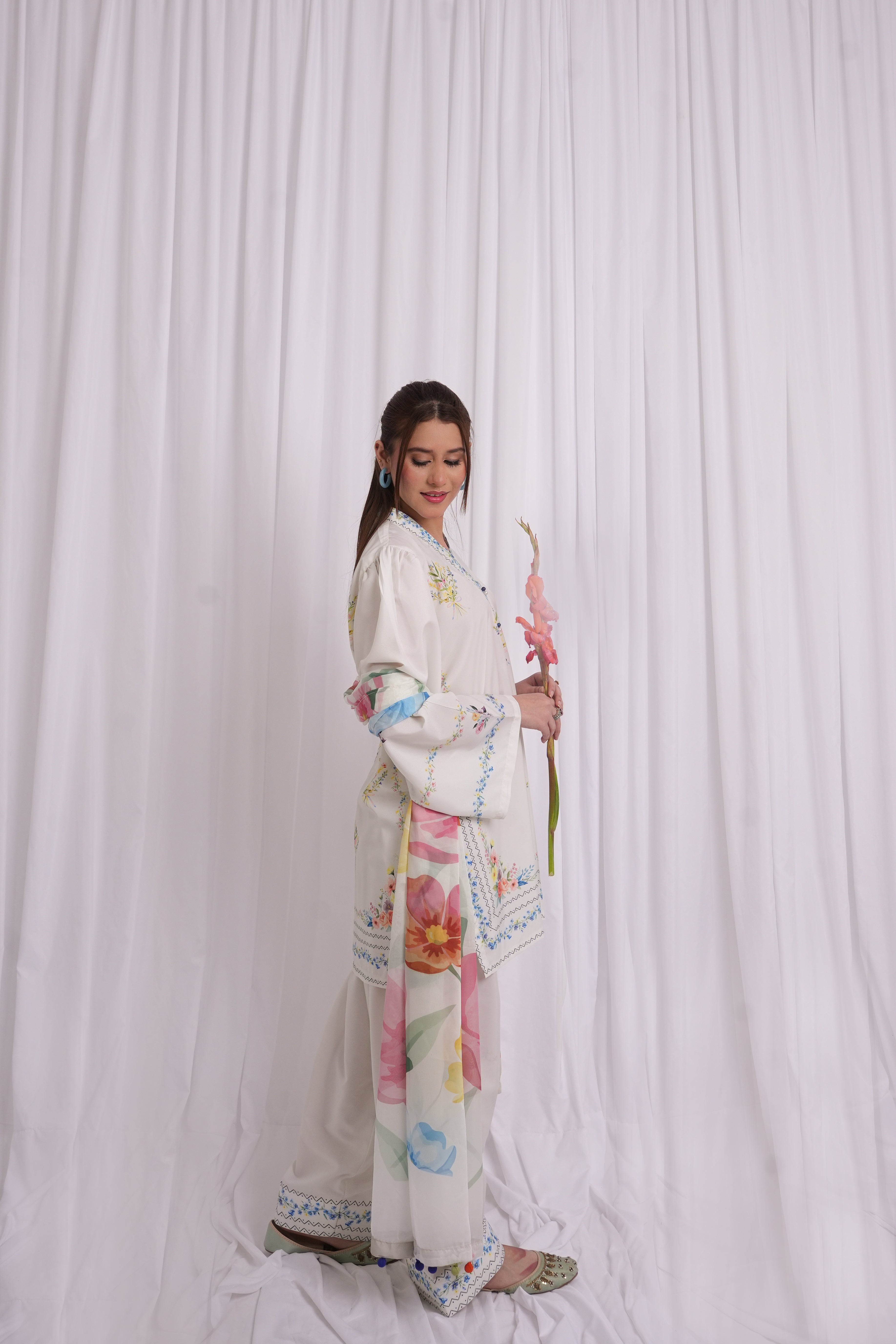 Ivory Floral Printed 3 Piece Lawn Suit