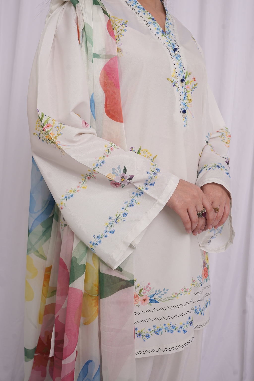 Ivory Floral Printed 3 Piece Lawn Suit