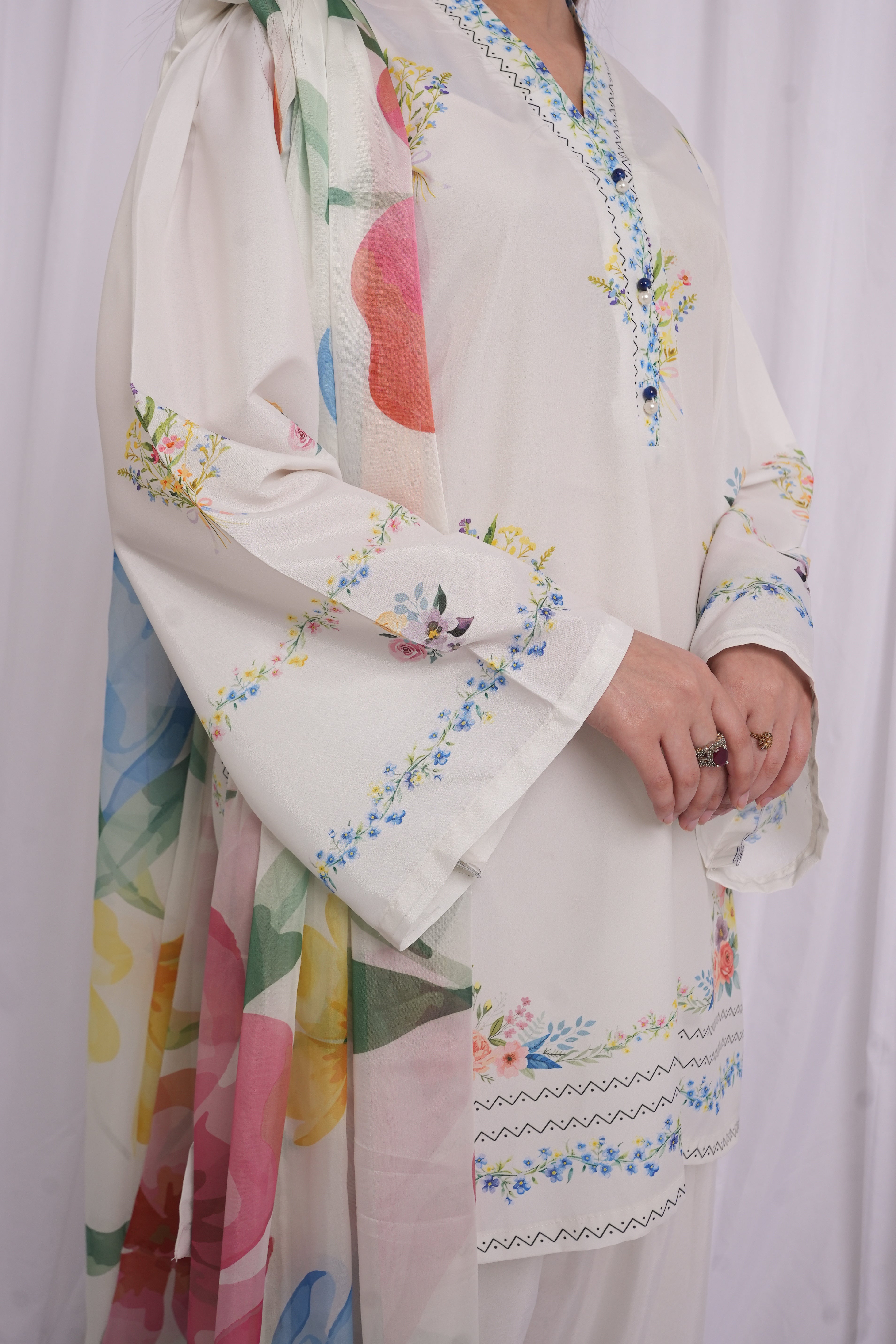Ivory Floral Printed 3 Piece Lawn Suit