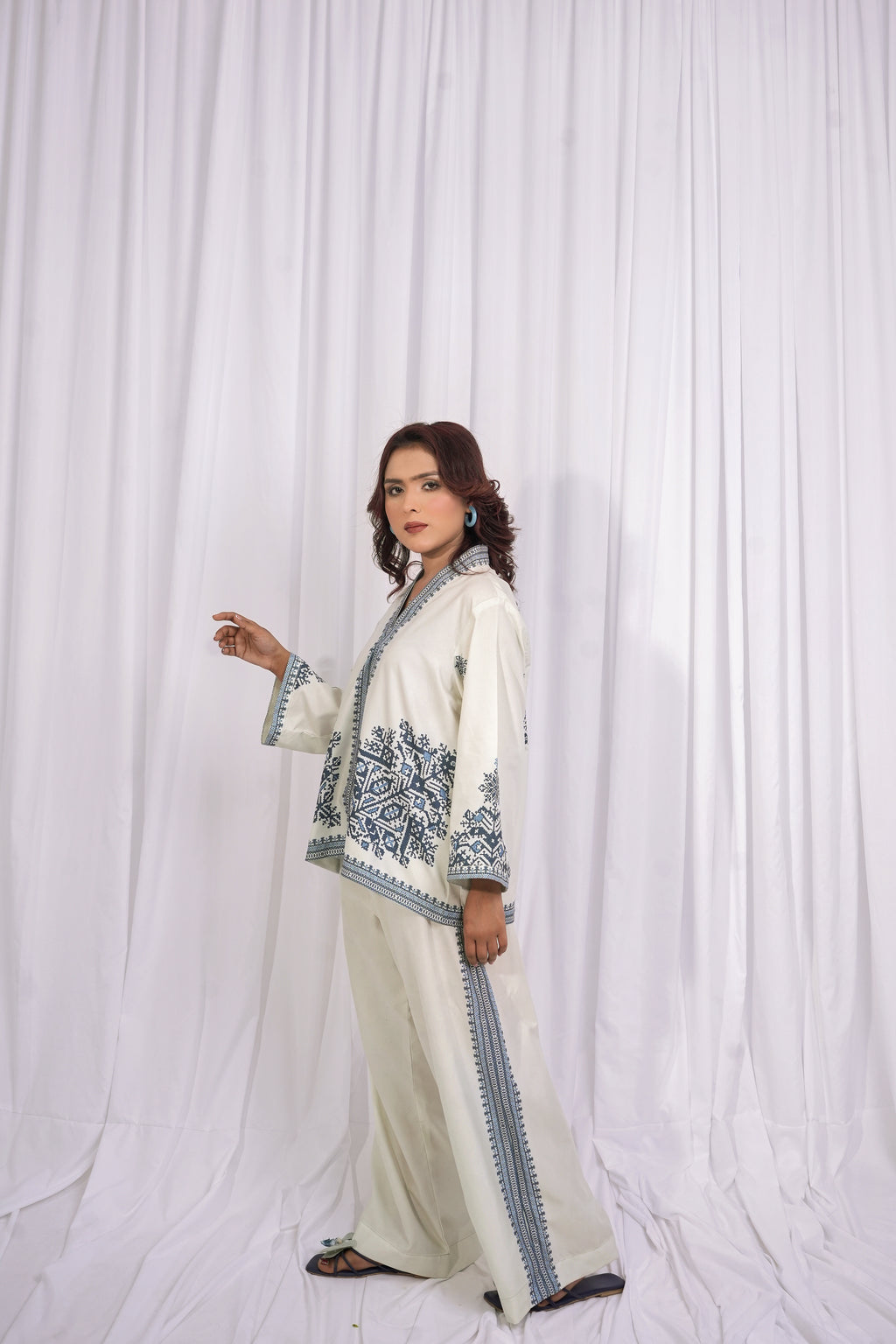 Printed Co-Ord Set – Off White & Blue